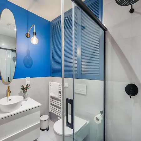 Sun&snow Riverfront Apartament